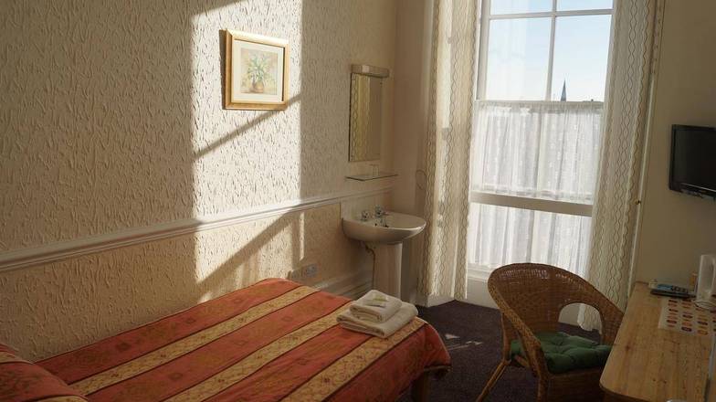 Hampton Court Guesthouse, Glasgow