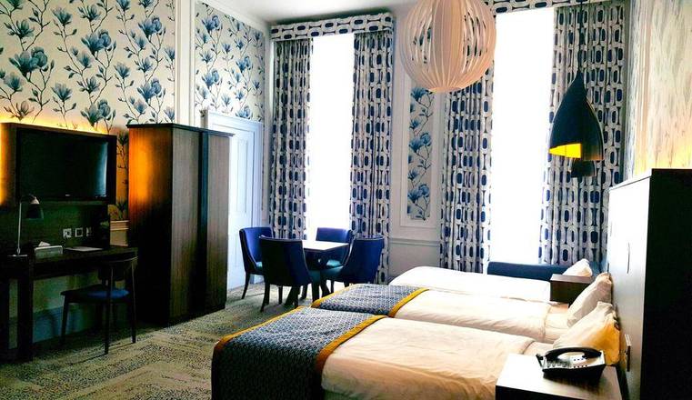 Cairn Hotel, Edinburgh