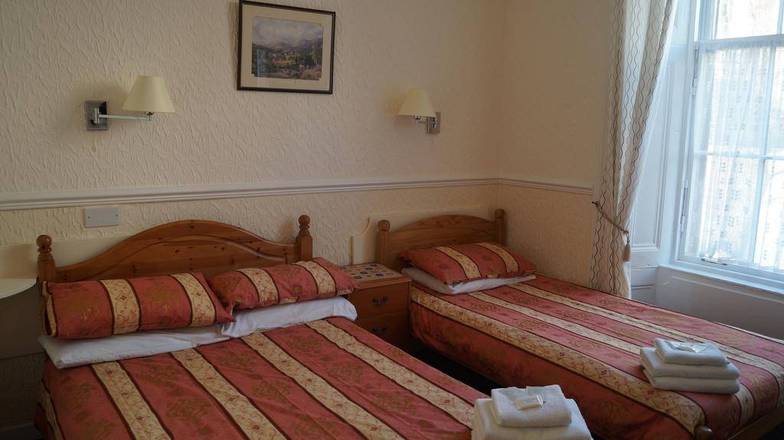Hampton Court Guesthouse, Glasgow
