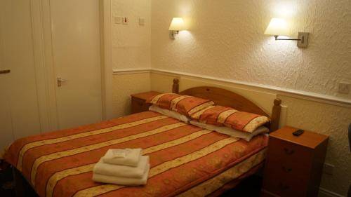 Hampton Court Guesthouse, Glasgow