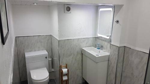 Hampton Court Guesthouse, Glasgow