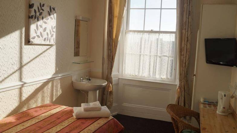 Hampton Court Guesthouse, Glasgow