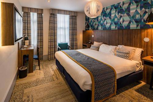 Cairn Hotel, Edinburgh