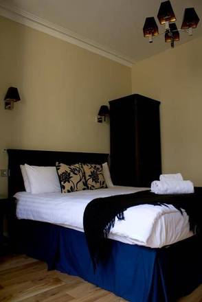 The Lairg Hotel, Edinburgh