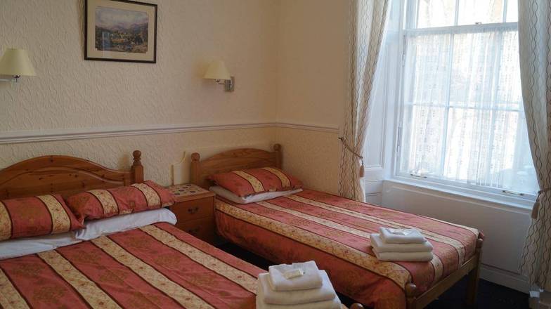 Hampton Court Guesthouse, Glasgow