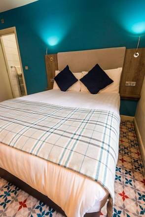Cairn Hotel, Edinburgh