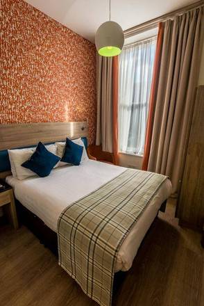 Cairn Hotel, Edinburgh