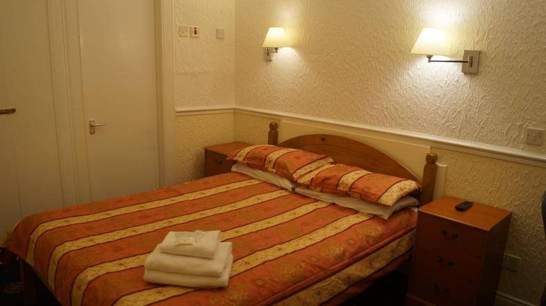 Hampton Court Guesthouse, Glasgow