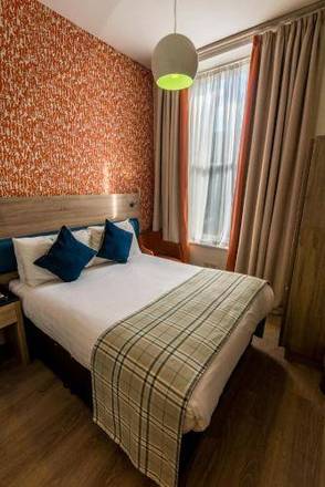 Cairn Hotel, Edinburgh