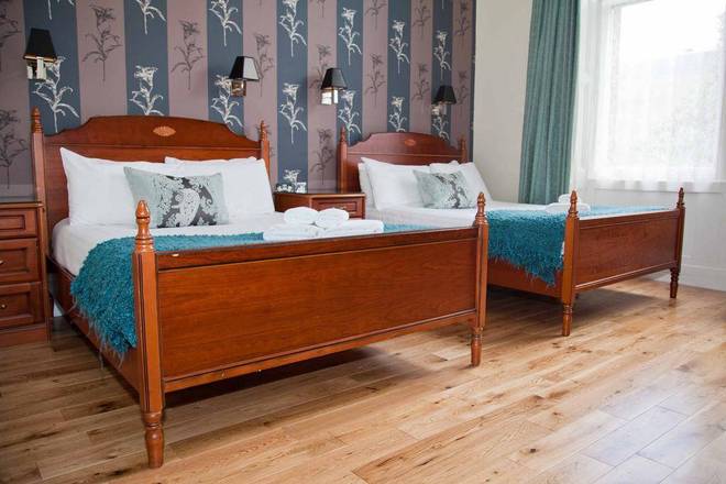 The Lairg Hotel, Edinburgh