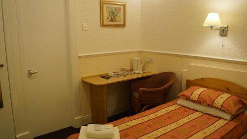 Hampton Court Guesthouse, Glasgow