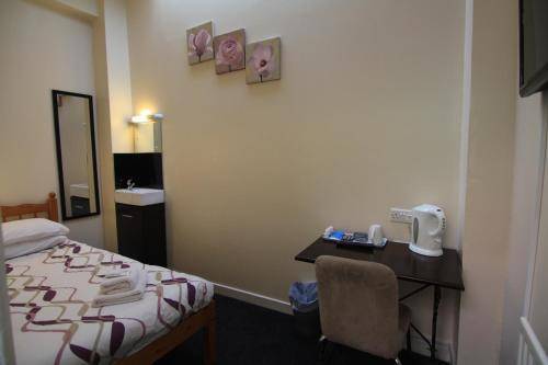 Hampton Court Guesthouse, Glasgow