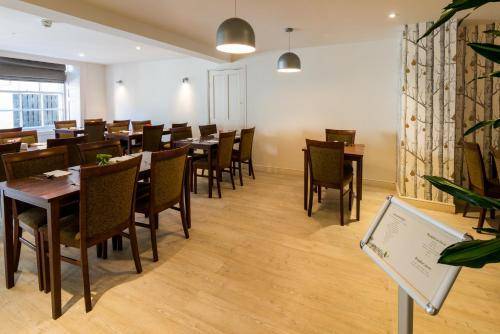 Cairn Hotel, Edinburgh