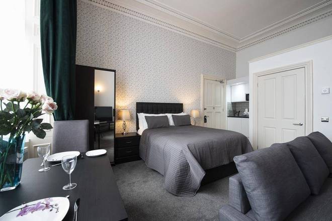 Ballantrae Hotel At The West End, Edinburgh