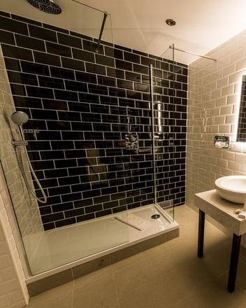 Cairn Hotel, Edinburgh