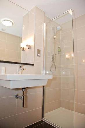 The Lairg Hotel, Edinburgh