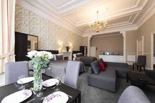 Ballantrae Hotel At The West End, Edinburgh