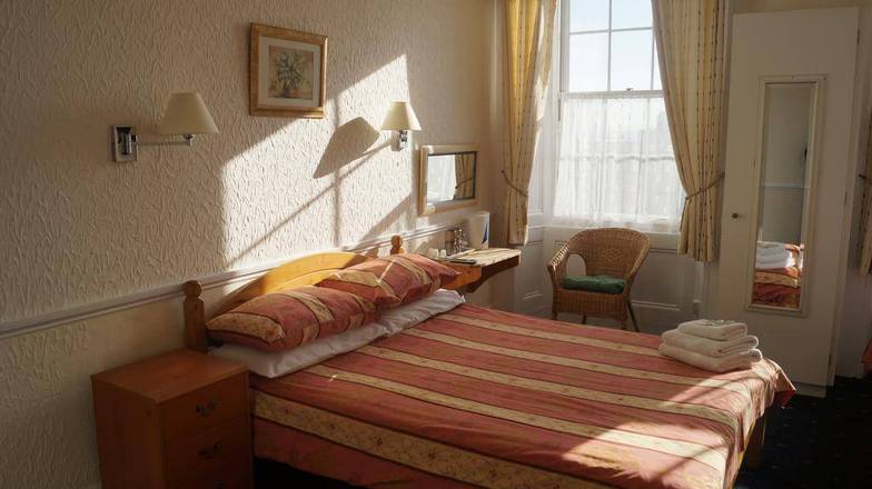 Hampton Court Guesthouse, Glasgow
