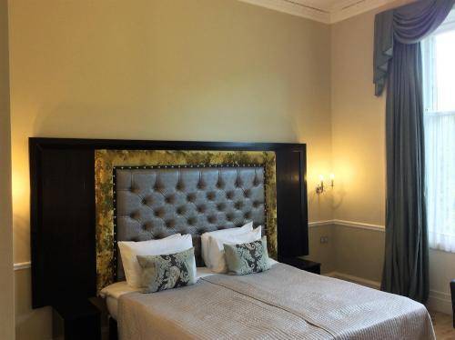 The Lairg Hotel, Edinburgh