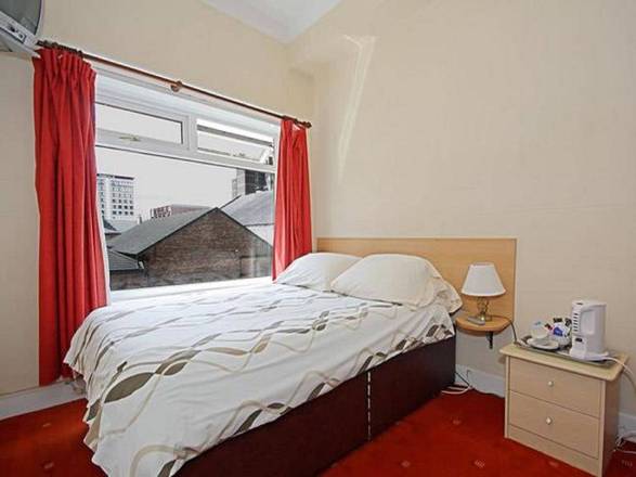 McLays Guest House, Glasgow