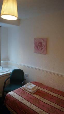 Hampton Court Guesthouse, Glasgow