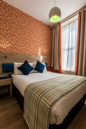 Cairn Hotel, Edinburgh